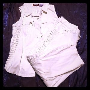 L.A. Blues Sleeveless Vest Capri Set